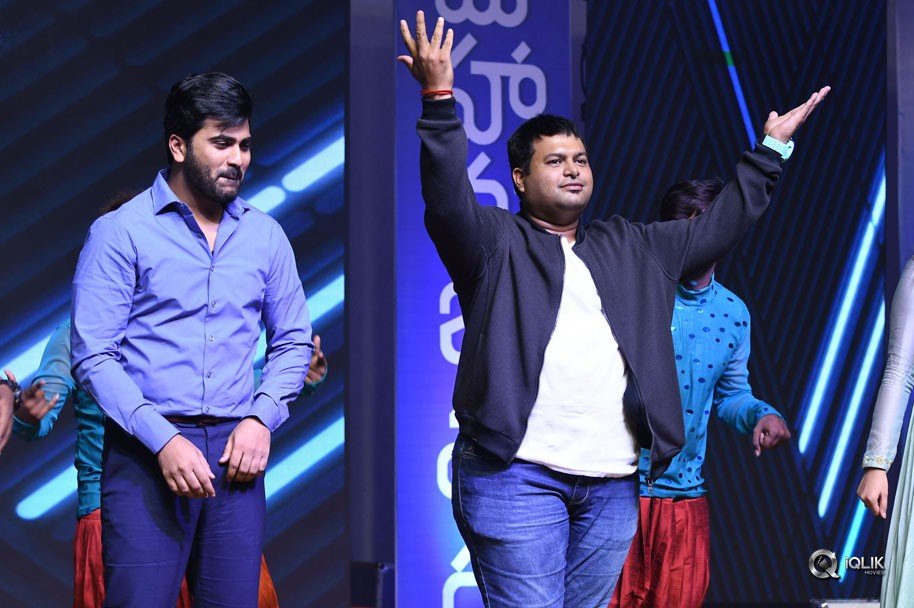 Mahanubhavudu-Movie-Pre-Release-Function